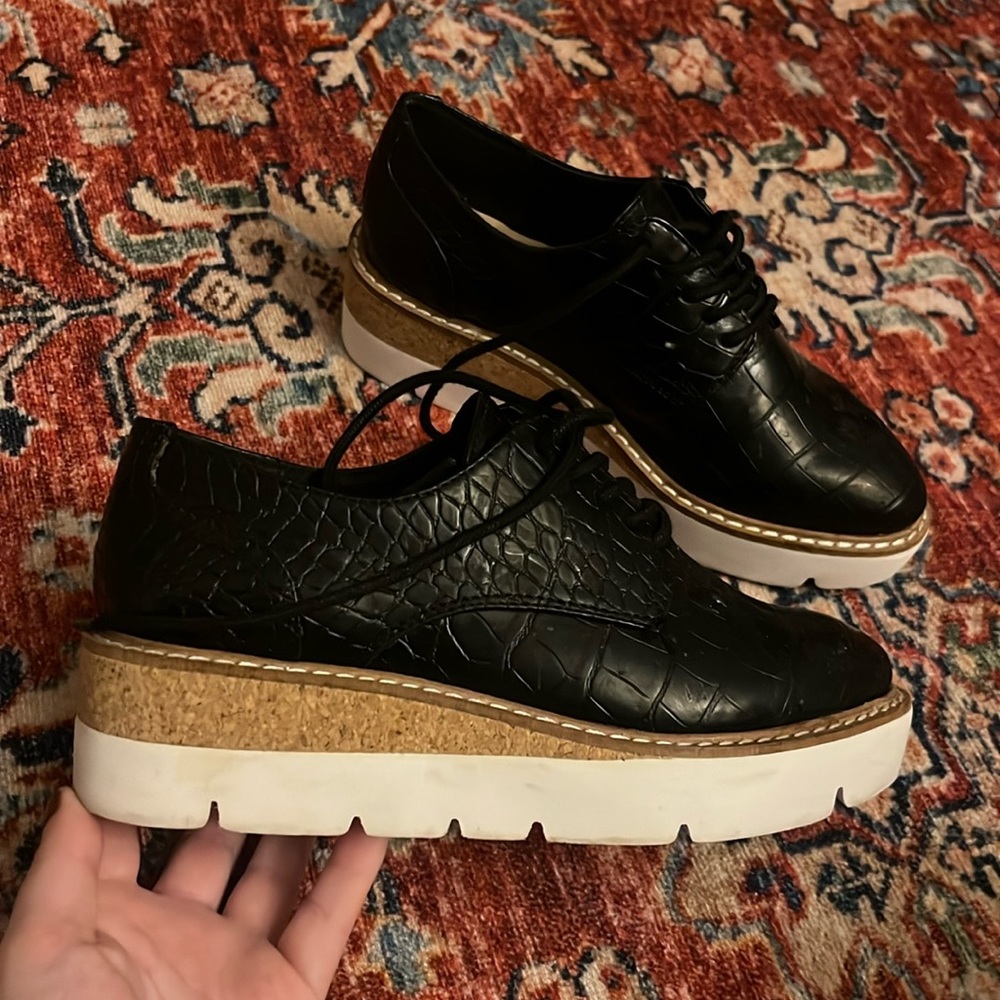 Steve Madden Croc Platform Leather Sneakers